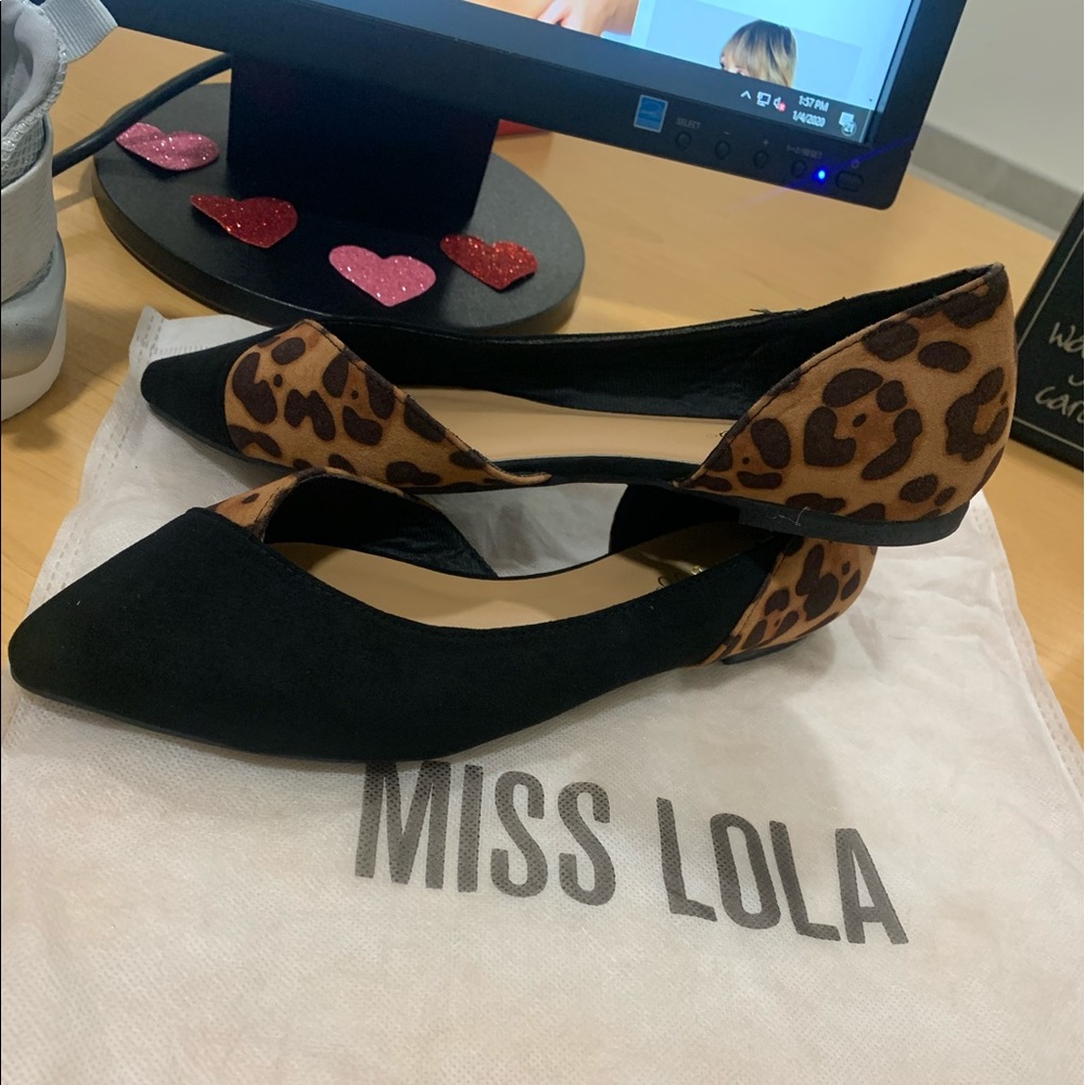 Cute Flats size 7